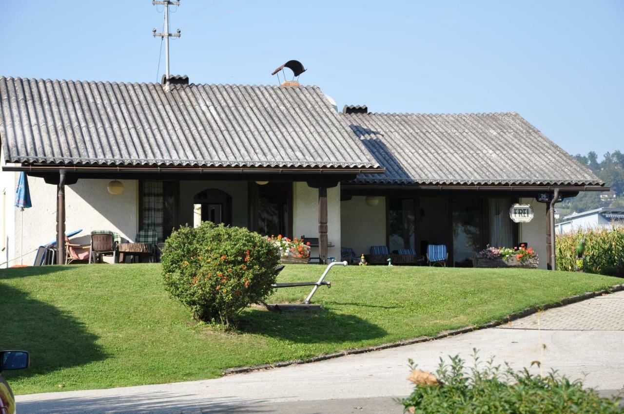 Seebungalows Wedenig Direkt Am Ferienhaus Krumpendorf
